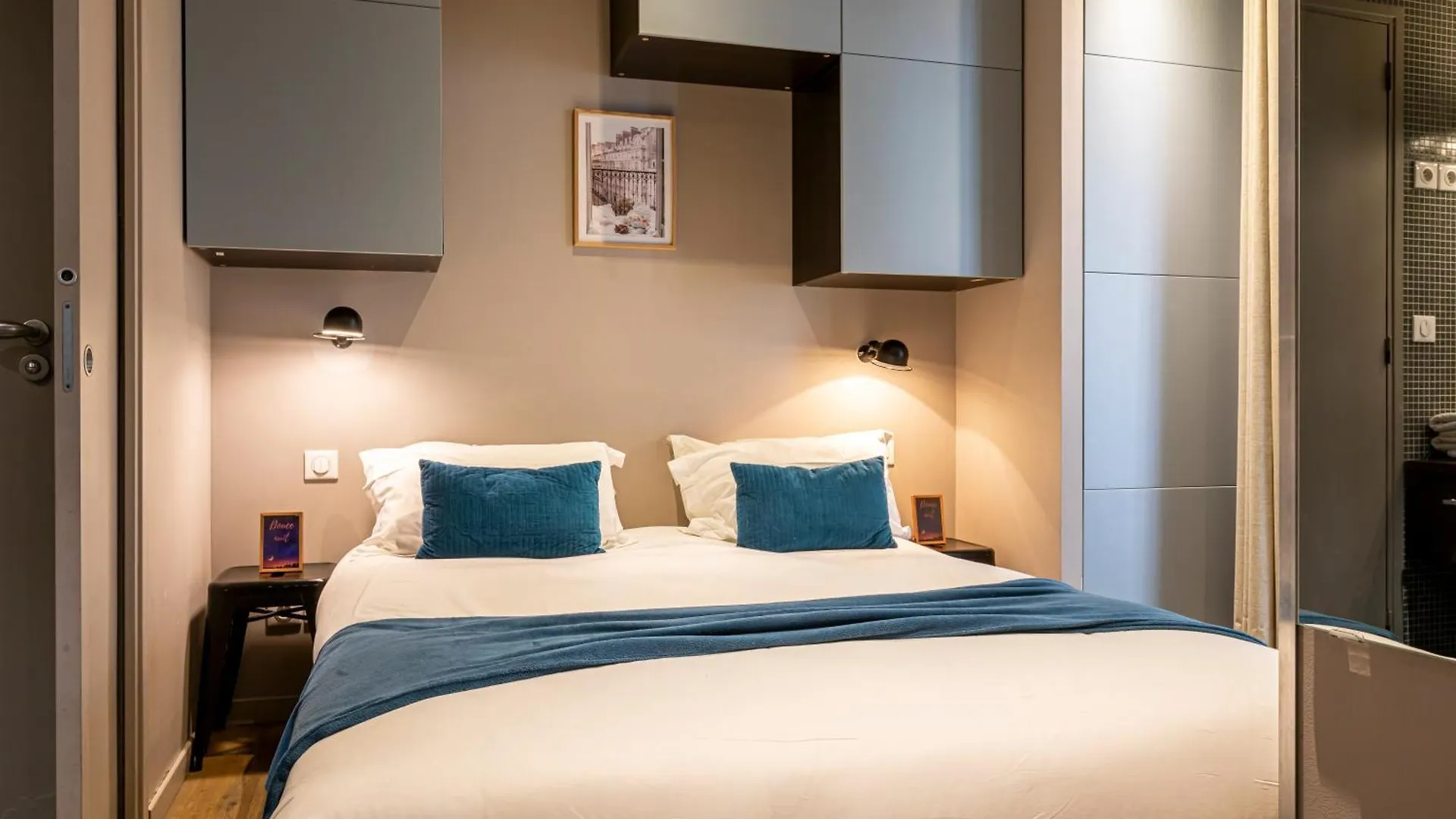 Les Appartements Cardinet Paris 0*,  France